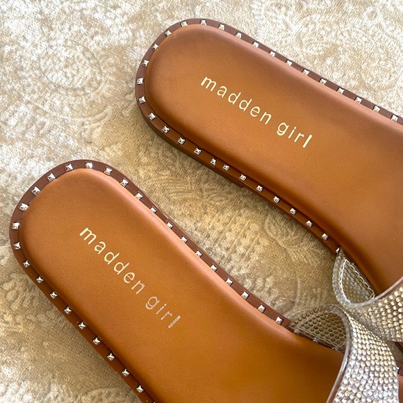 Brand New Madden Girl Rhinestone Crystal Sparkle Slides Sandals H-Band Strap - Picture 8 of 15